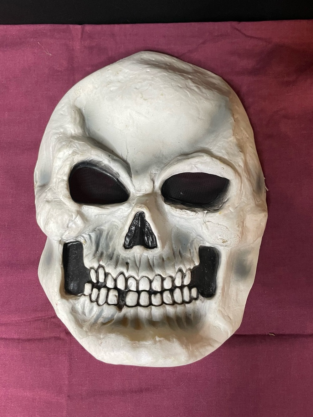 Vintage White Skull Mask - Easter Unlimited Inc